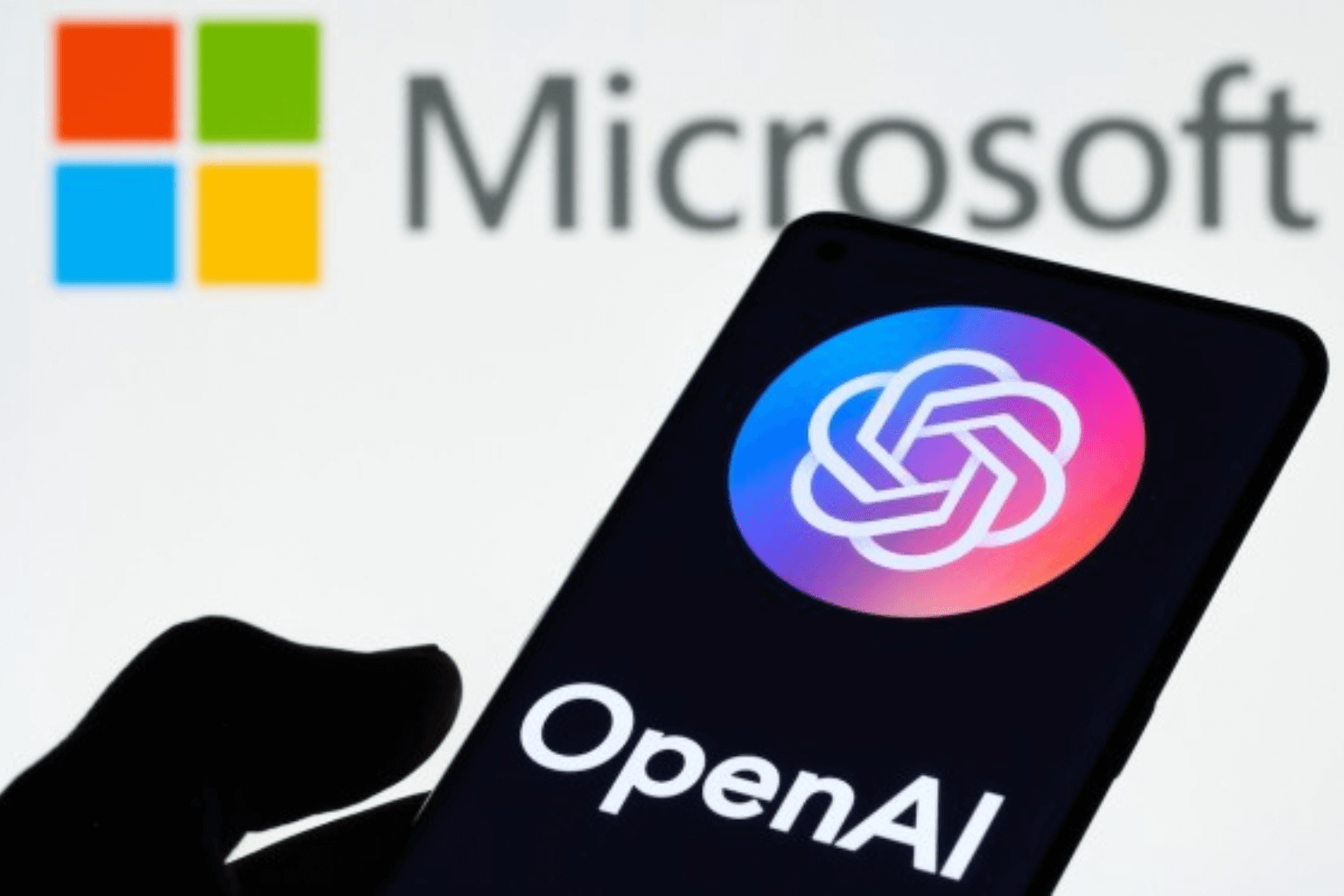 Microsoft refuses to restrict China's access to AI models, despite OpenAI's decision