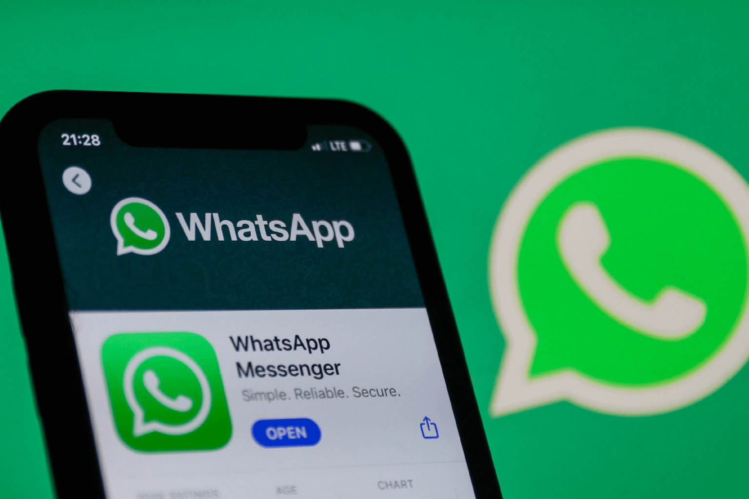 WhatsApp to Introduce Meta AI Voice Features in Next Update