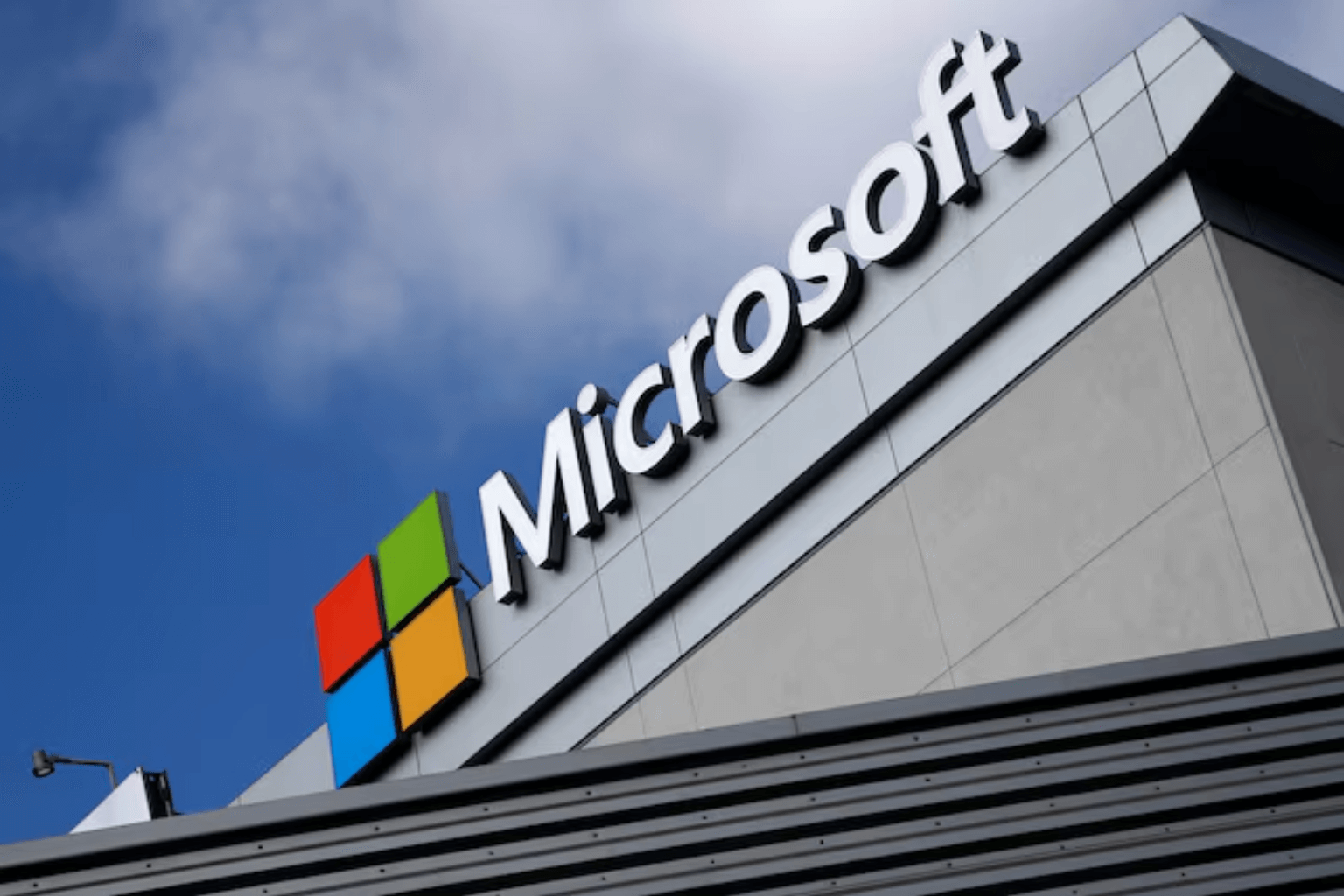 Microsoft Boosts AI with New COO Ex-GE CFO Carolina Dybeck Happe